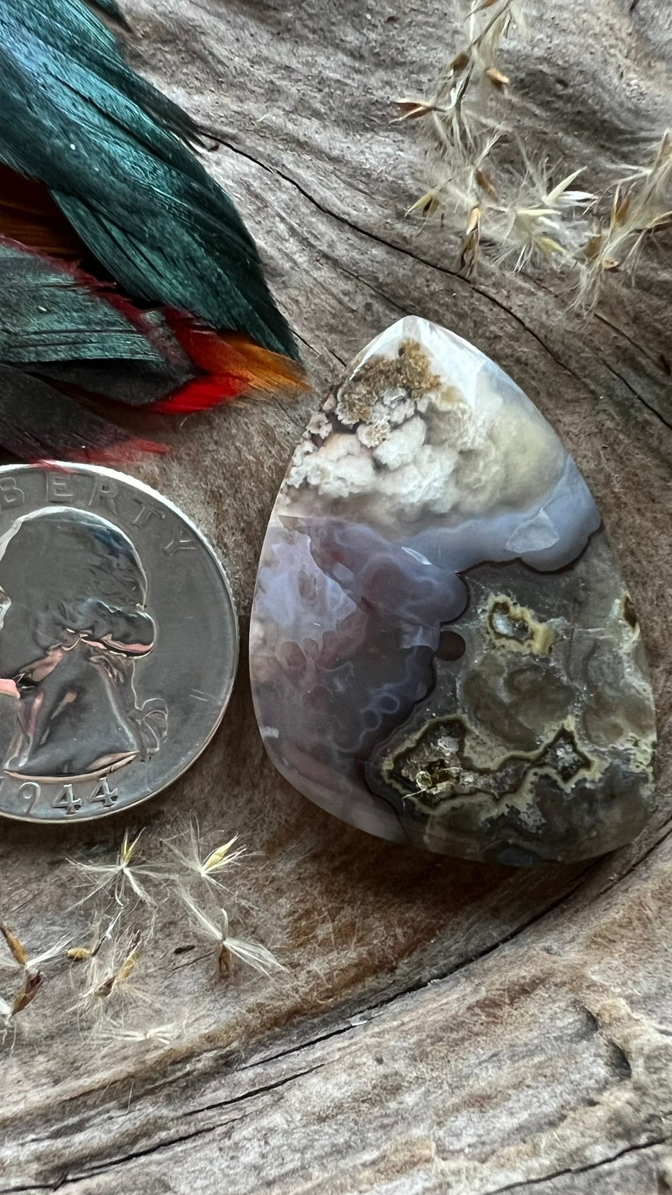 Idaho Purple Seam Agate