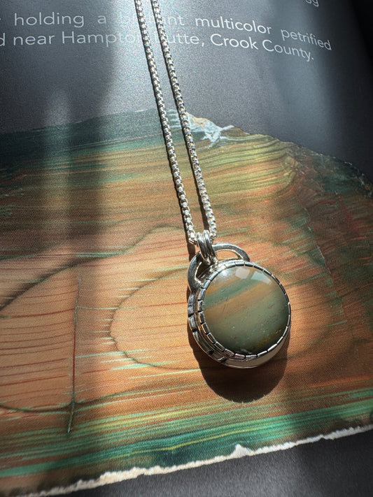 Oregon's Van Deusen Jasper Necklace