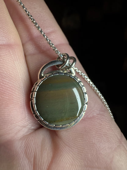 Oregon's Van Deusen Jasper Necklace